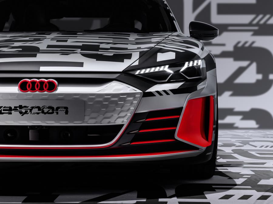 Детали экстерьера Audi e-tron GT Concept 2018 года  (фото 34 из 69)